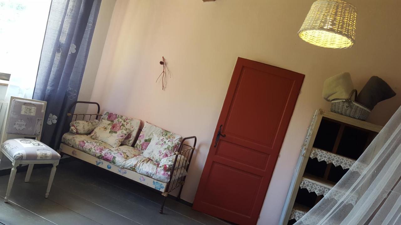 La Loubiere, Ancienne Bergerie En Pleine Garrigue Bed & Breakfast Fraissé-des-Corbières Екстериор снимка